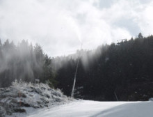 La utilització dels canons de neu creix fins a l'absoluta dependència