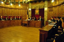 El PS demana reduir els 70.000 euros que costen les reunions de cònsols