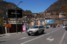 4 comuns volen que el carrer del Valira sigui de doble sentit