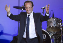 Martí felicita Hollande per la victòria 