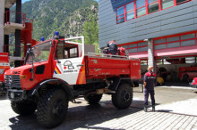 Els Bombers andorrans envien 12 efectius per ajudar a extingir l'incendi de l'Alt Empordà