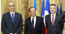 Toni Martí i Vicenç Mateu es reuneixen amb el copríncep francès François Hollande