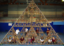 Saragossa, Berlín i Barcelona 'fitxen' el tetraedre del Col·legi del Pirineu