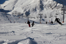 Grandvalira inaugura la temporada celebrant que les nevades han reactivat les reserves per a la Puríssima