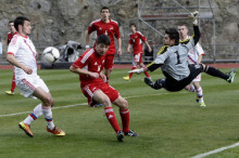 Rússia marca dos gols en un quart d'hora i viu de rendes