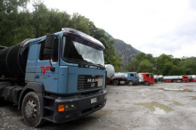 Detingut un home per robar gasoil de camions estacionats