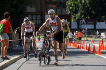 Daubord i Gràcia vencen en el triatló l'Olímpic d'Andorra