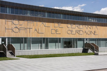 L'Hospital de la Cerdanya canvia de rètols per incloure-hi el castellà 