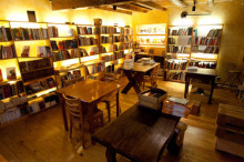 El primer restaurant - llibreria del Principat 
