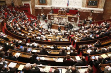 L'assemblée nationale aprova el CDI sense els vots de l'UMP