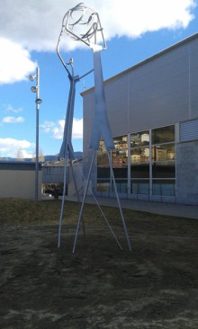 S'inaugura l'escultura de la Ciutat del Bàsquet a la Seu