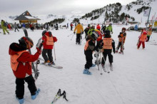 El Govern suspèn l'esquí escolar en previsió de nevades i vent