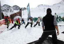 Ski Andorra reparteix 4.000 guies de seguretat entre els clients de les estacions d'esquí