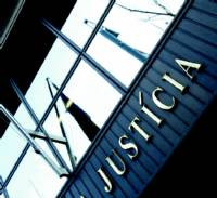 La Justícia estudia crear la figura de l''huissier' privat