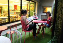 La bibloteca d'Encamp inaugura un nou espai a l'aire lliure