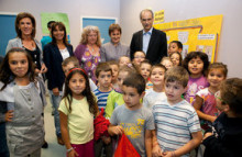 Martí visita les escoles per copsar la realitat educativa