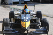 Loan prova un Fórmula Renault 2.0 a Montmeló