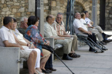 Rècord negatiu de població activa en relació als pensionistes