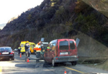 Cues a les dues vies d'accés al país per motius diferents