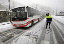 La primera nevada requereix el treball de tota la flota de llevaneus