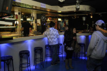 L'ALNA critica que els bars i restaurants obrin fins les 5