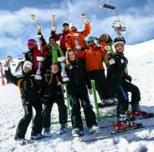 286 pollets A i B donen color al quart Ski Team Race