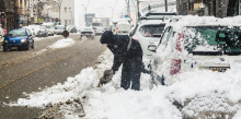 La nevada complica la circulació al país i a les carreteres d'accés 