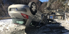 Apareix un vehicle bolcat a l’Aldosa de Canillo