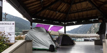 Ubach qualifica de «desastre» l’acampada pels preus dels lloguers