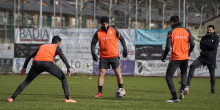 L’FC Andorra es col·locarà líder si supera un Badalona ferit a casa