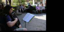 Sant Julià celebra la Diada de l'acordió amb música pel carrer i amb un mercat d'artesania