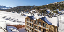 Un turista es precipita des d'un cinquè pis a Bordes d'Envalira