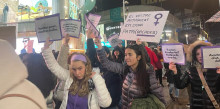 «Les dones lluiten «la vostra regressió, la nostra resistència»