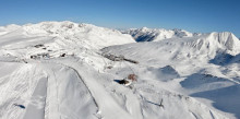 Rescaten amb helicòpter a un esquiador de muntanya a Creussans