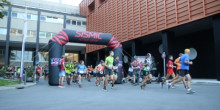 Prop d'un centenar de corredors prenen part a la Cursa de sant Bernabé
