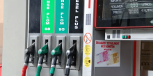 El preu de la gasolina baixa més d'un 5% al novembre