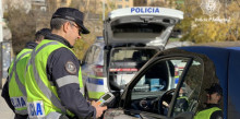 Detingut per conduir sota els efectes de les drogues i amb el permís retirat