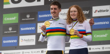 Alan Hatherly i Puck Pieterse es coronen campions del món a Andorra