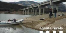 Denunciats vuit pescadors furtius a l’embassament de Rialb