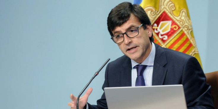 El ministre de Finances, Jordi Cinca, durant la roda de premsa posterior al Consell de Ministres, ahir.