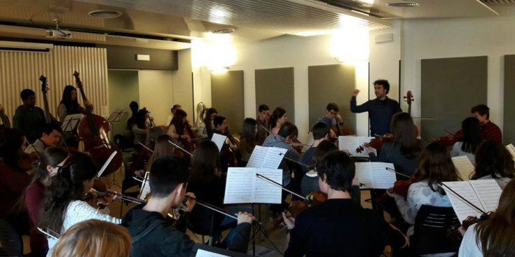 Assaig a Berga de l’Orquestra Simfònica dels Pirineus.