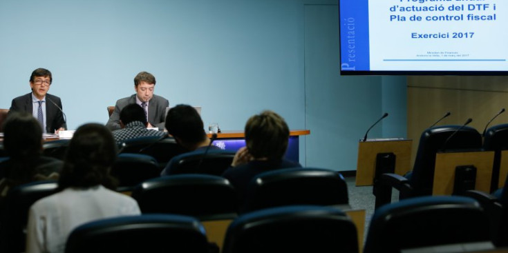 Jordi Cinca i Albert Hinojosa durant la roda de premsa posterior al Consell de Ministre d’ahir.