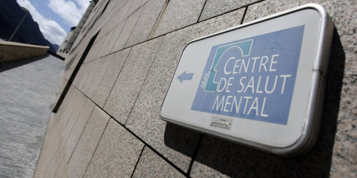 Un rètol indicant la localització del Centre de Salut Mental de l’Hospital Nostra Senyora de Meritxell.