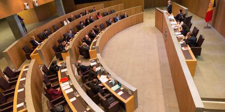 Una sessió de control parlamentària al Consell General.