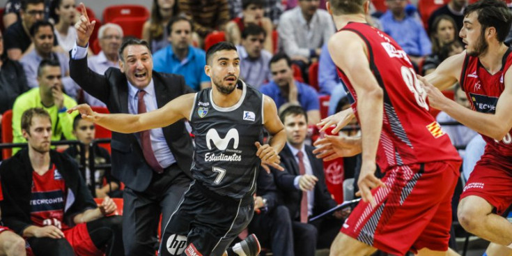 Jaime Fernández, al partit de l’Estudiantes contra el Saragossa.