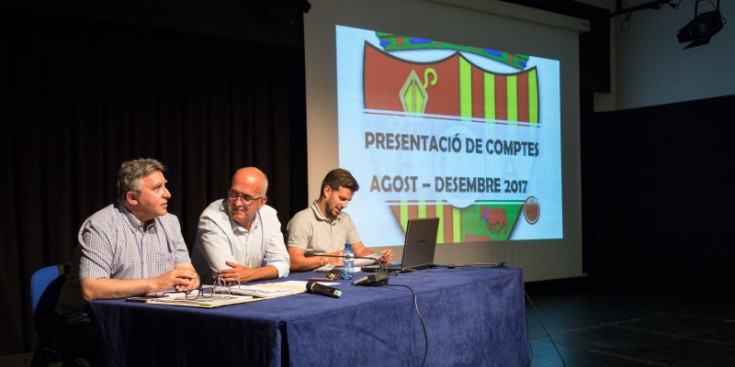 Viladot, Ferré i Gil, a la darrera assemblea celebrada de l’FC Andorra.
