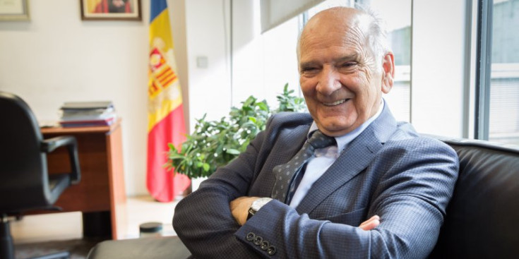 Josep Rodríguez a la seu del Raonador del Ciutadà.