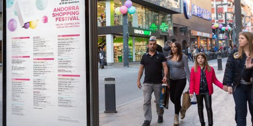L'avinguda Meritxell durant l'Andorra Shopping Festival de l'any passat.