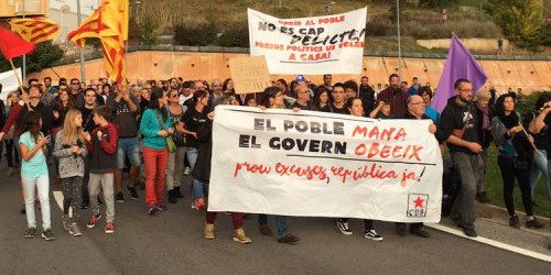 Els concentrats tallen la via a la Seu d’Urgell durant la darrera convocatòria de mobilitzacions.