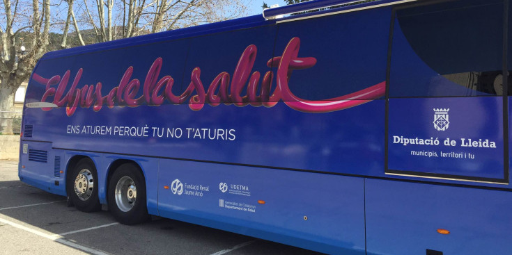 El Bus de la Salut, estacionat a la Seu d’Urgell.